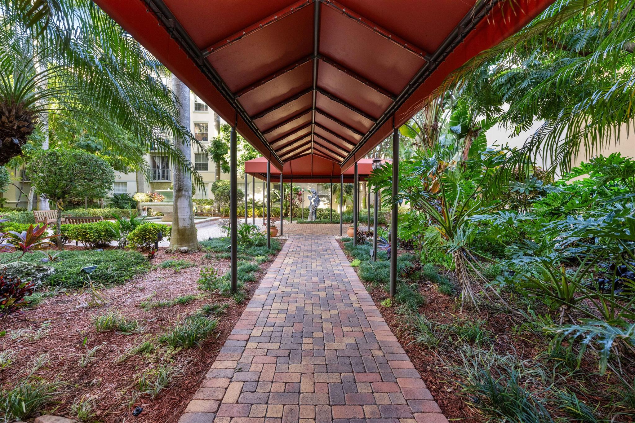 TOWER CONDO AT CITYPLACE - Residential