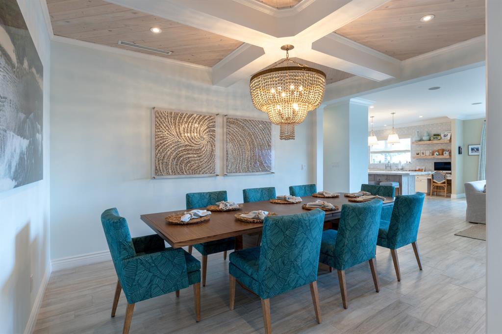 NORTH PALM BEACH VILLAGE OF 6 - Residential