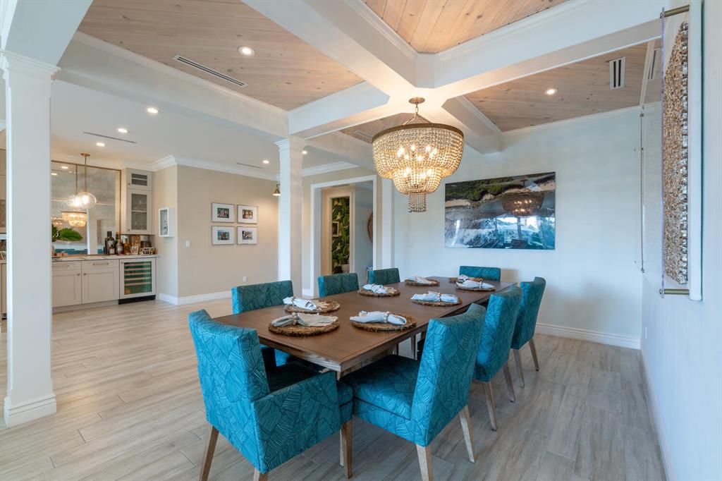 NORTH PALM BEACH VILLAGE OF 6 - Residential