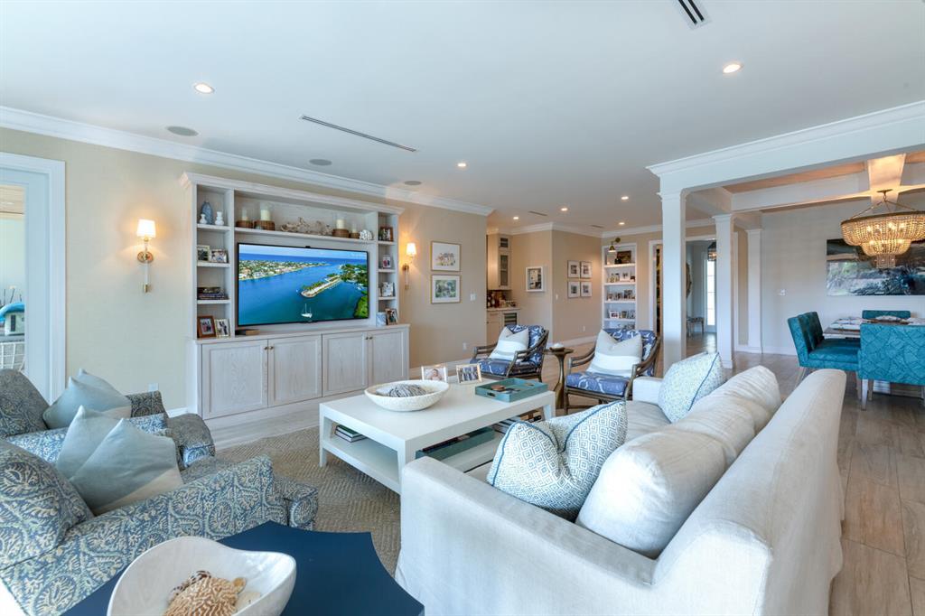 NORTH PALM BEACH VILLAGE OF 6 - Residential