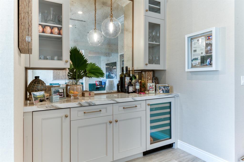 NORTH PALM BEACH VILLAGE OF 6 - Residential