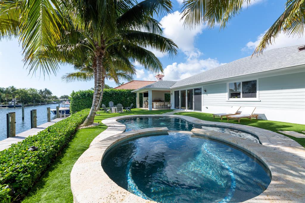 NORTH PALM BEACH VILLAGE OF 6 - Residential