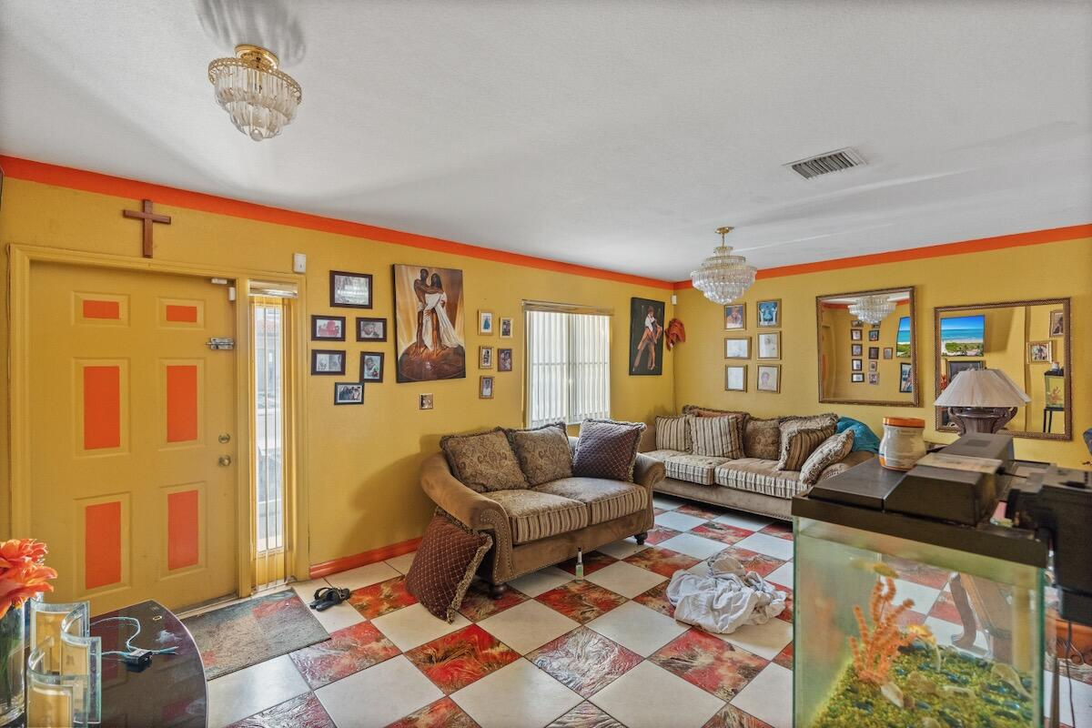 MIRAGE AT SAILBOAT COVE - Residential