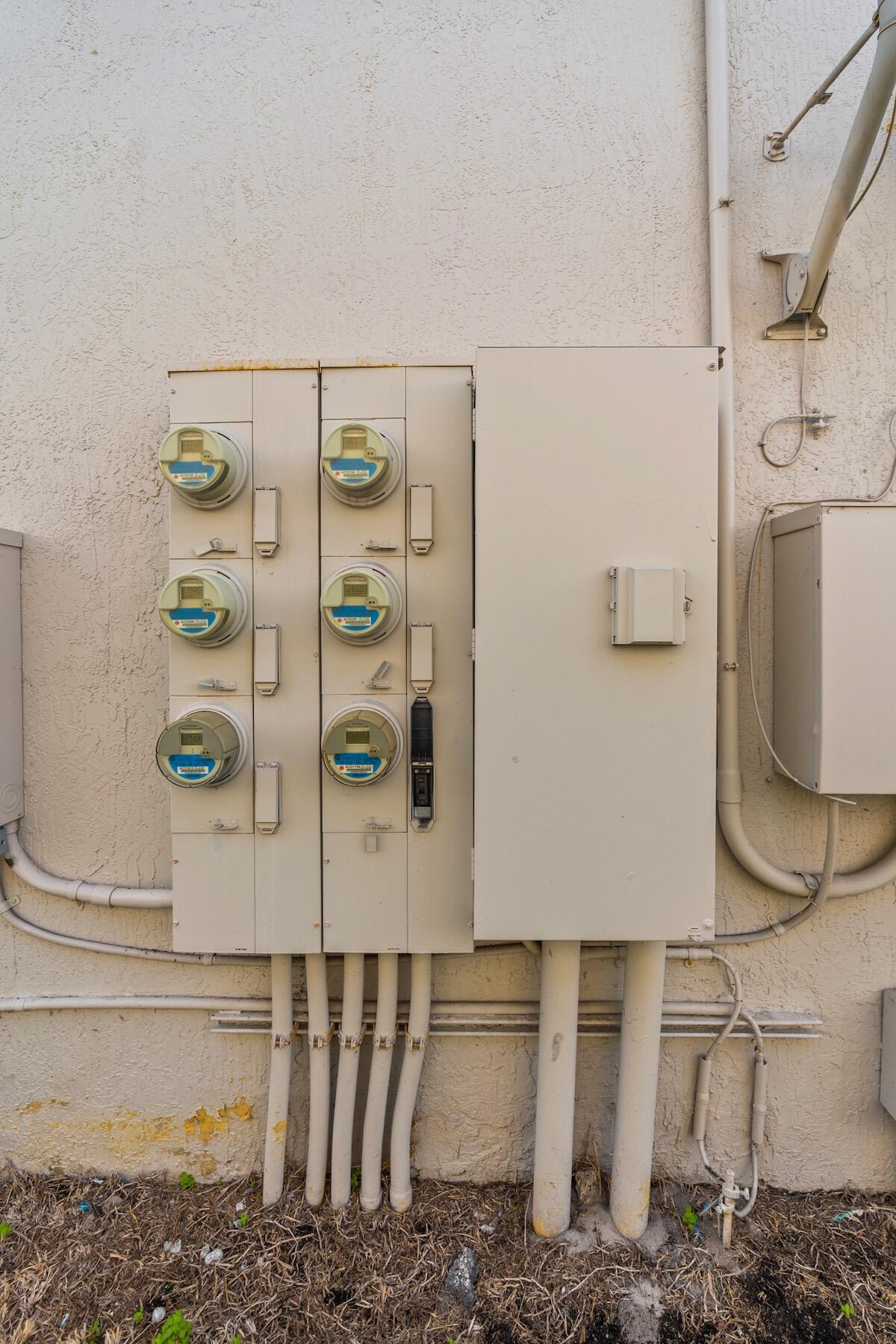 MIRAGE AT SAILBOAT COVE - Residential