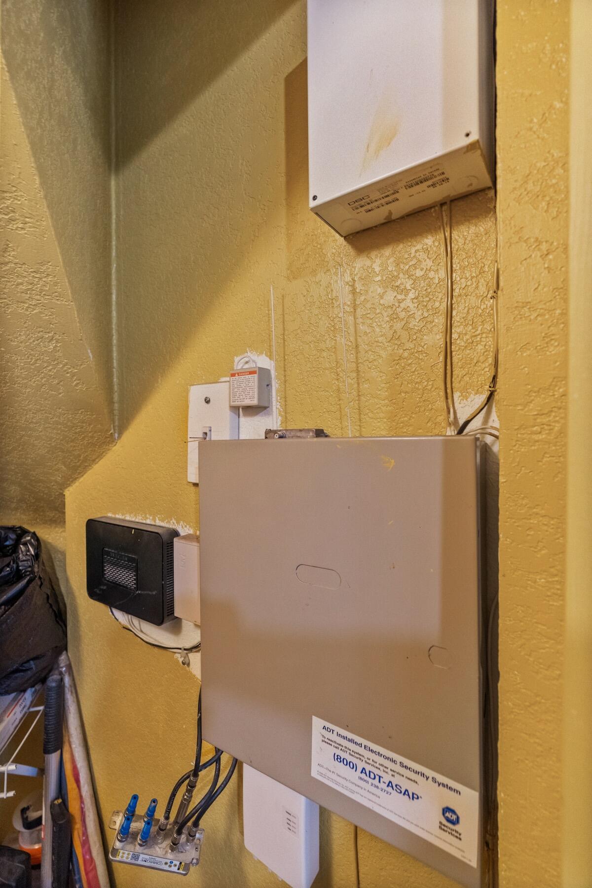 MIRAGE AT SAILBOAT COVE - Residential