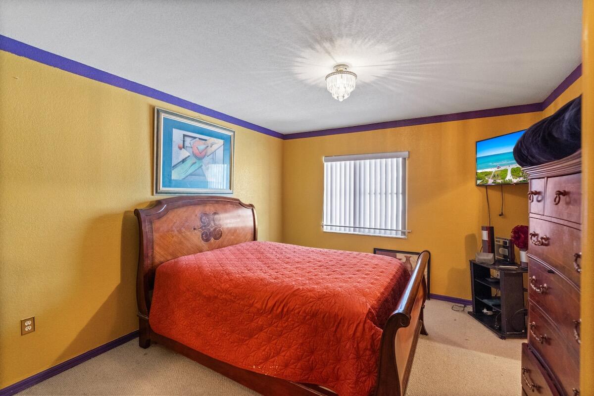 MIRAGE AT SAILBOAT COVE - Residential