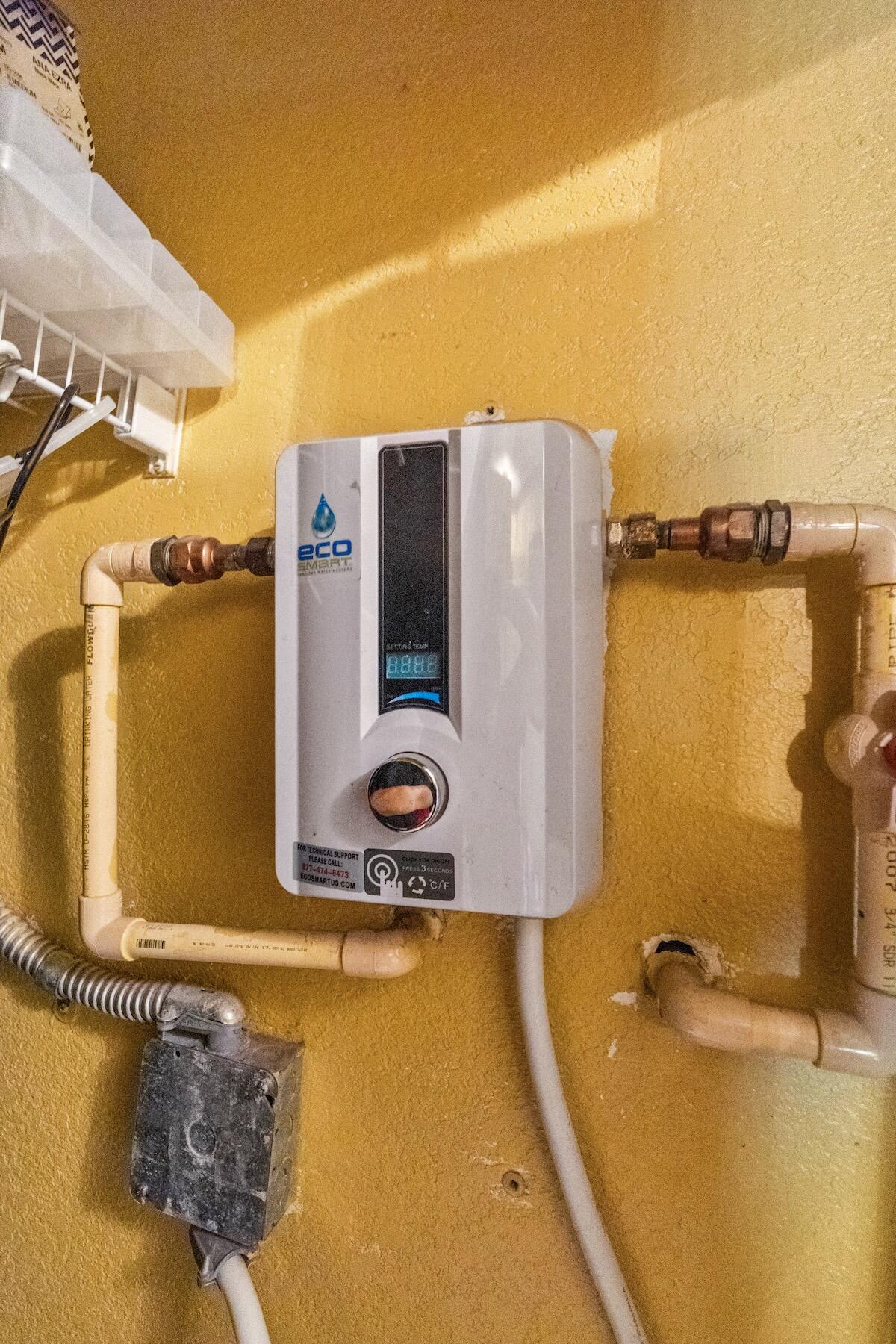 MIRAGE AT SAILBOAT COVE - Residential