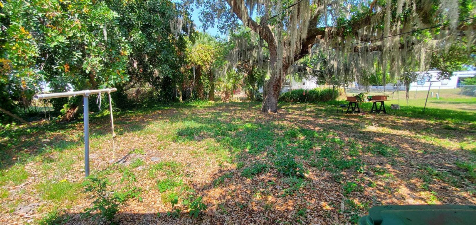 SAN LUCIE PLAZA SUBDIVISION UNIT 1 - Residential Lease