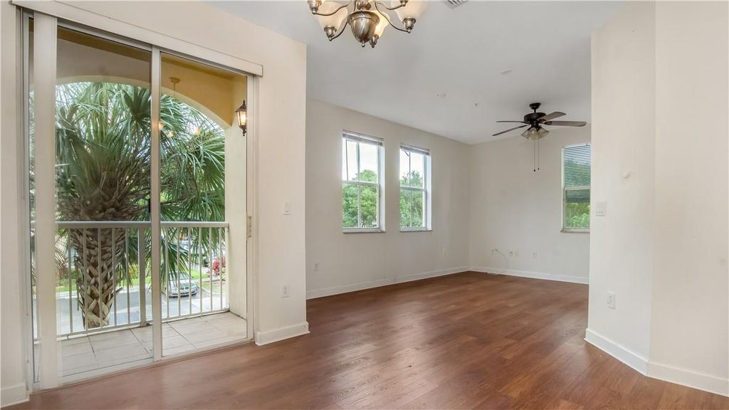 Photo of 100 S Jacaranda C.C. #200, Plantation, FL 33324 (MLS # F10445285)