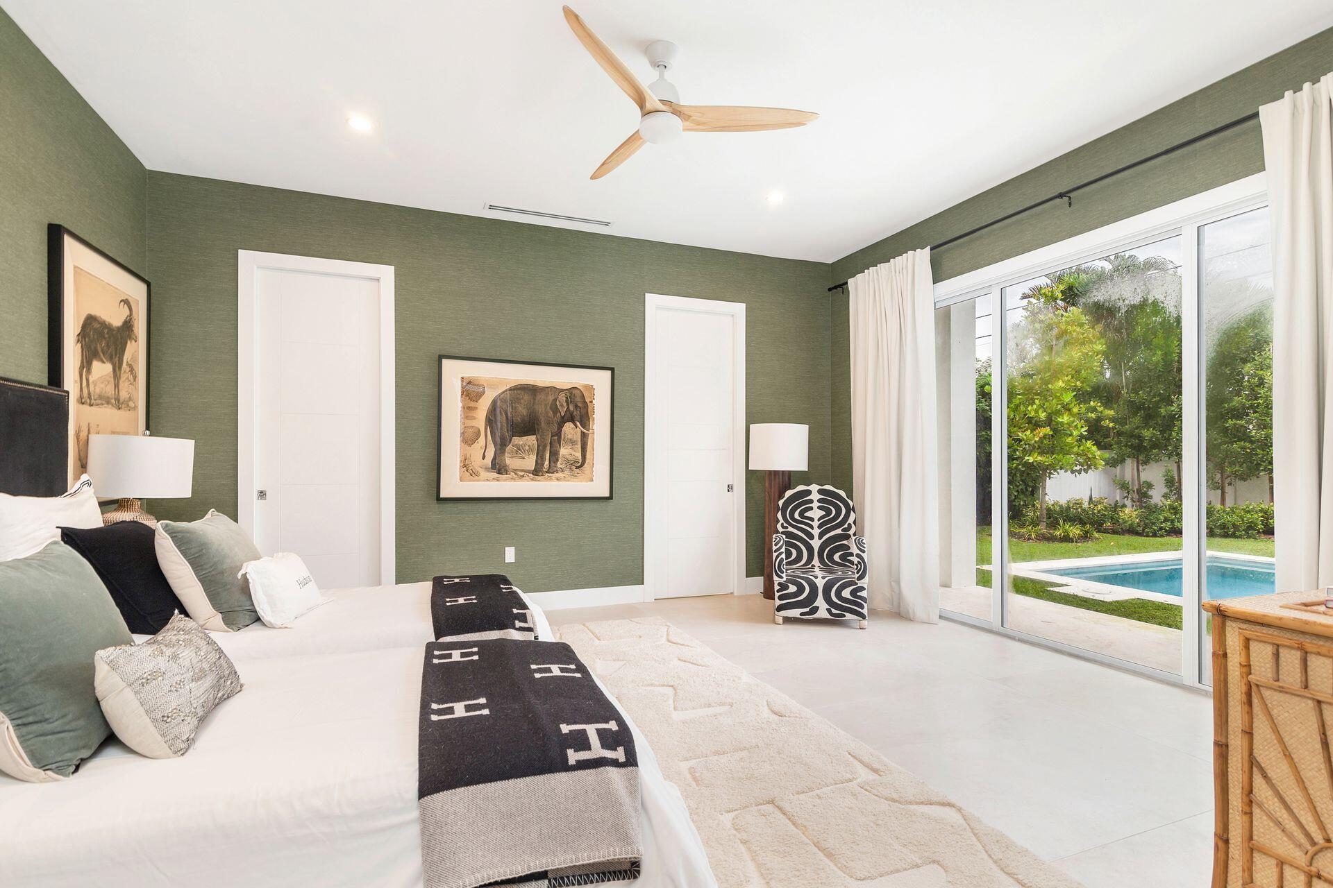 EDGEWATER - Residential