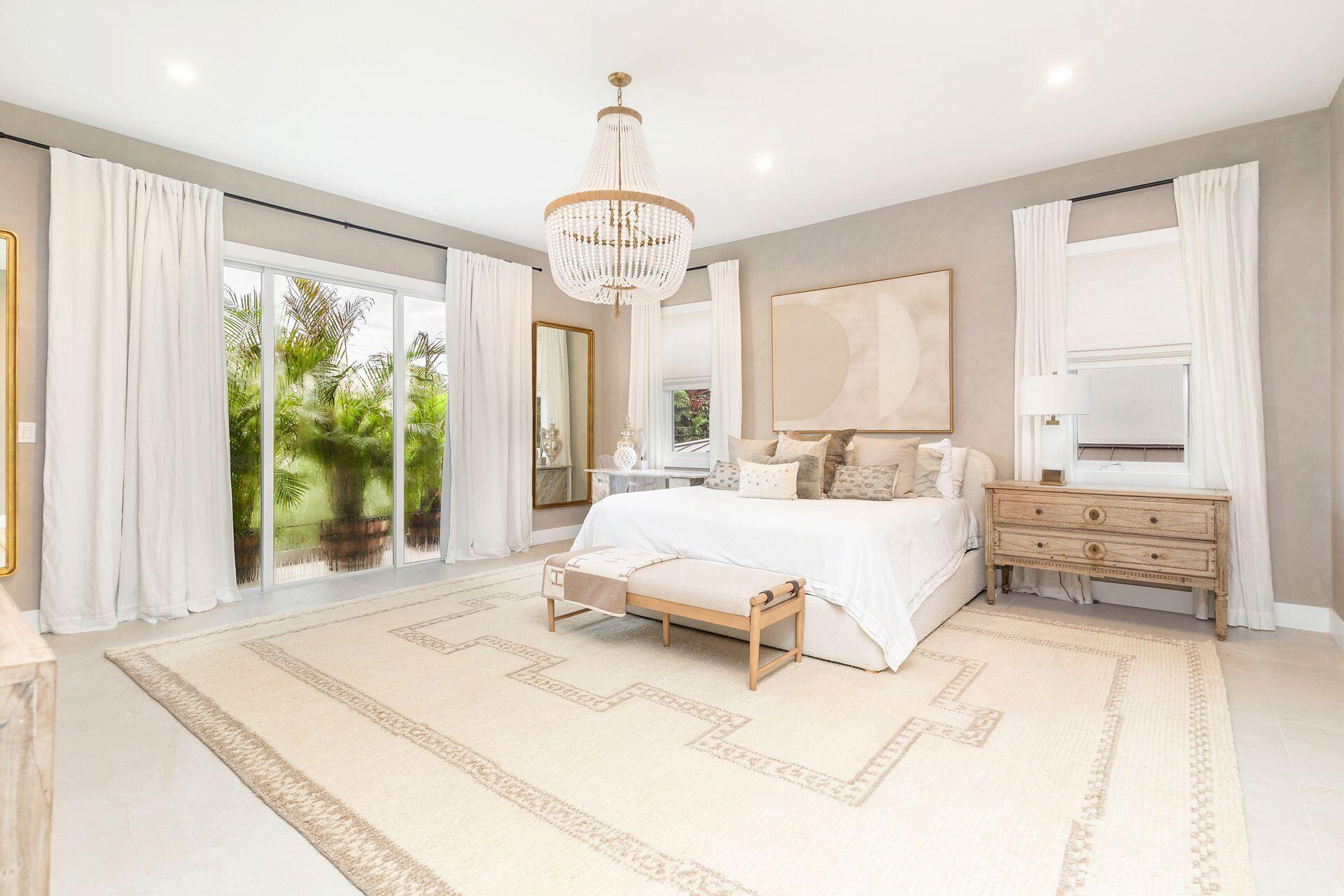 EDGEWATER - Residential