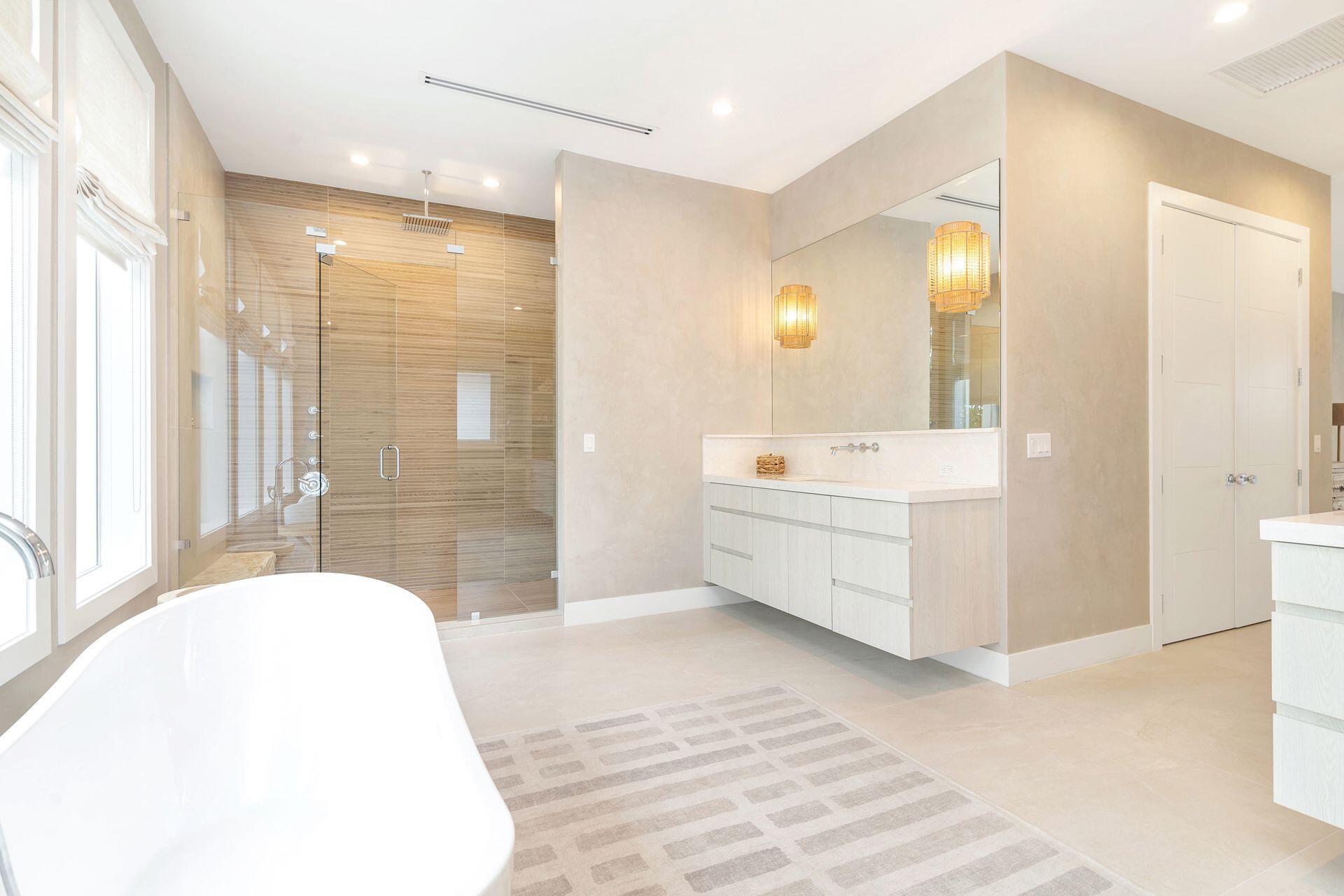 EDGEWATER - Residential