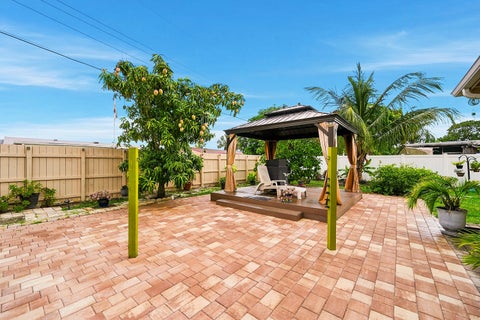 Tiny photo for 1310 SW 7th Avenue, Deerfield Beach, FL 33441 (MLS # B26052608)