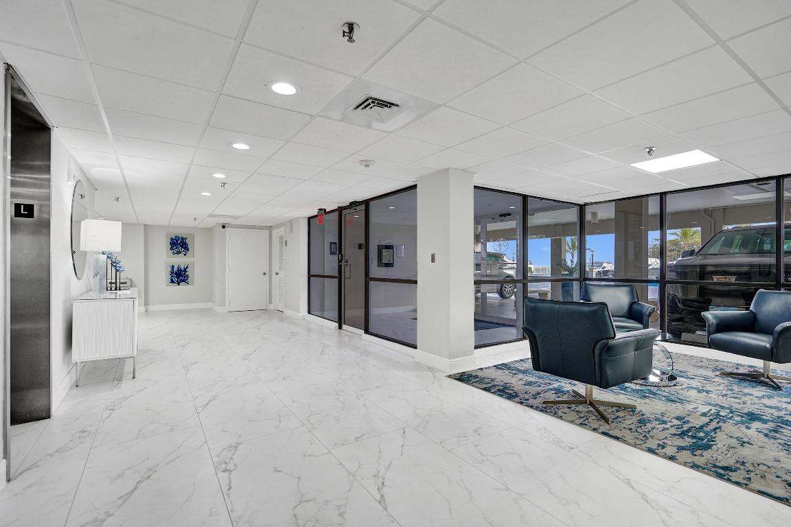 Ambassadors V South - Residential