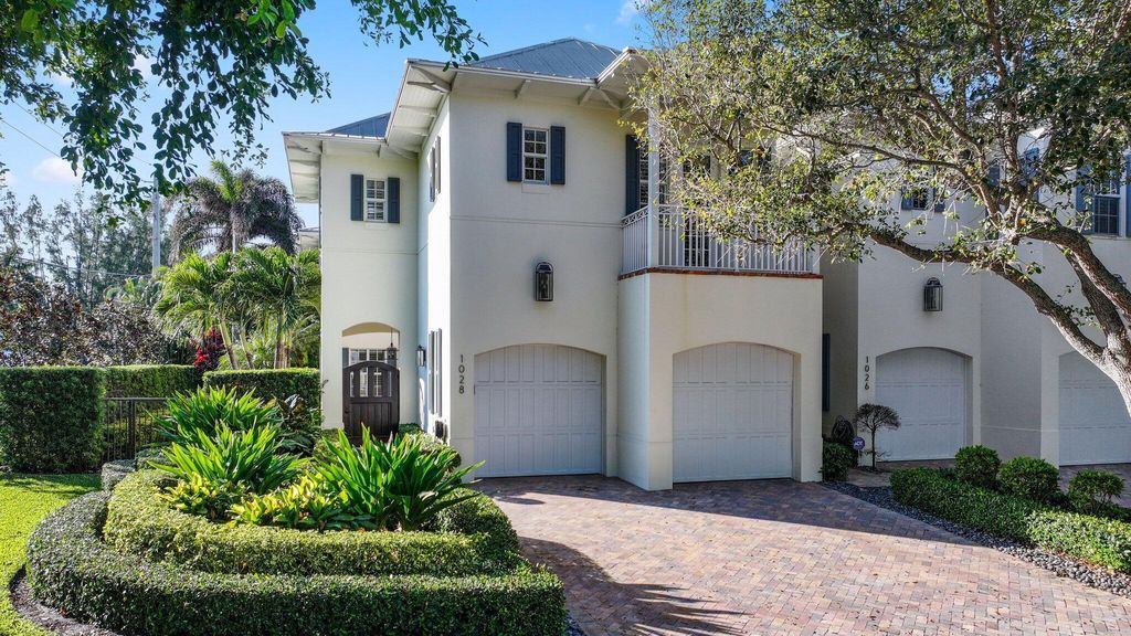 Photo of 1028 Bay Street, Delray Beach, FL 33483 (MLS # R11089583)