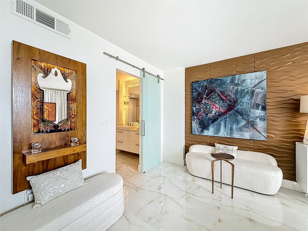 El Dorado Towers - Residential