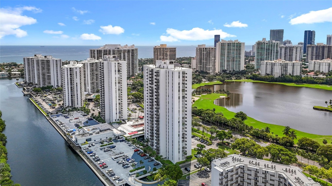 El Dorado Towers - Residential