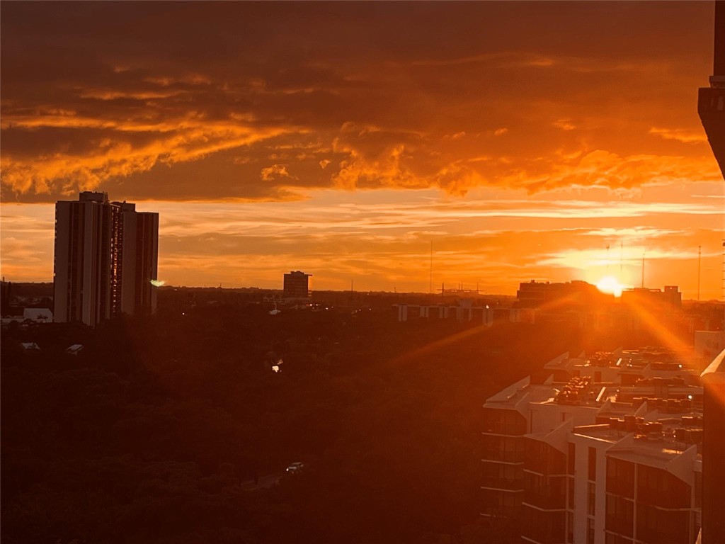 El Dorado Towers - Residential