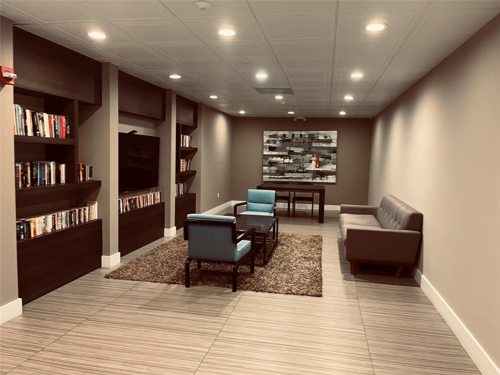 El Dorado Towers - Residential