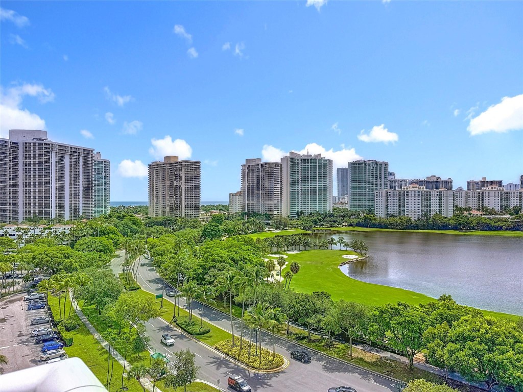 El Dorado Towers - Residential