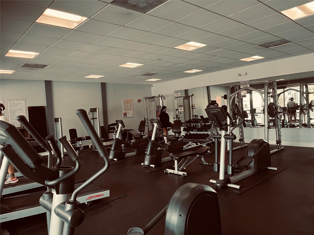 El Dorado Towers - Residential