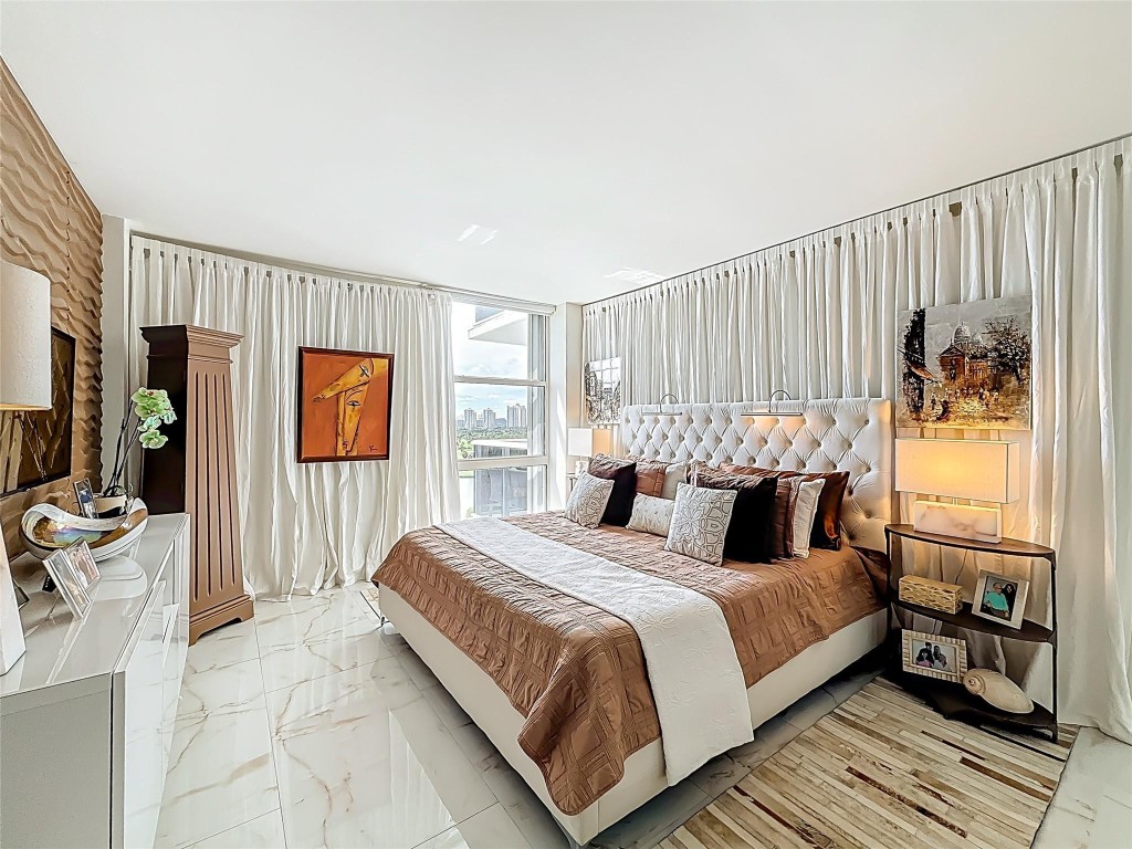 El Dorado Towers - Residential