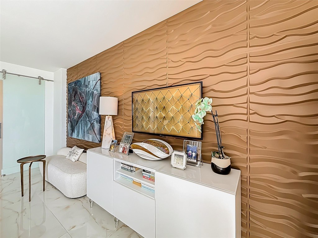 El Dorado Towers - Residential