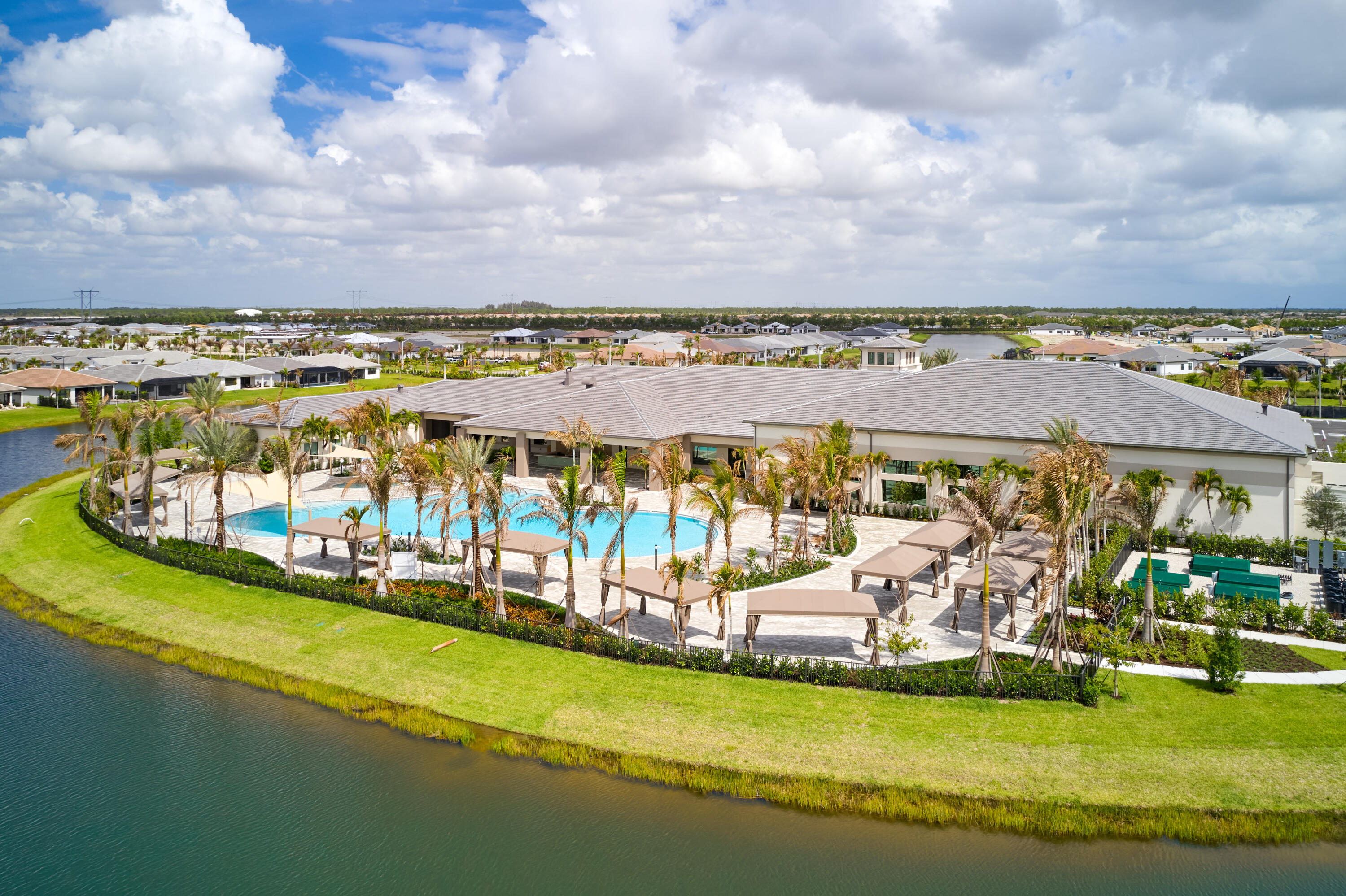 Valencia Parc at Riverland - Residential