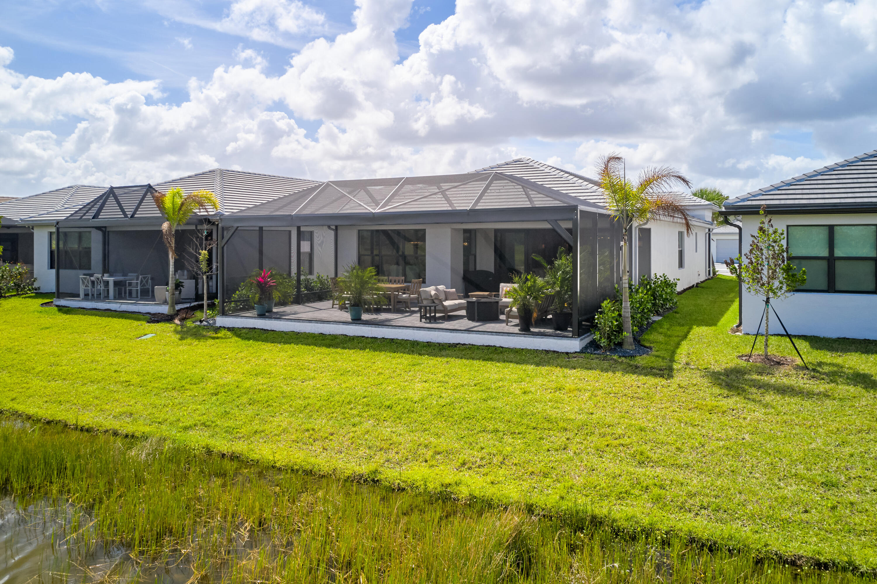 Valencia Parc at Riverland - Residential