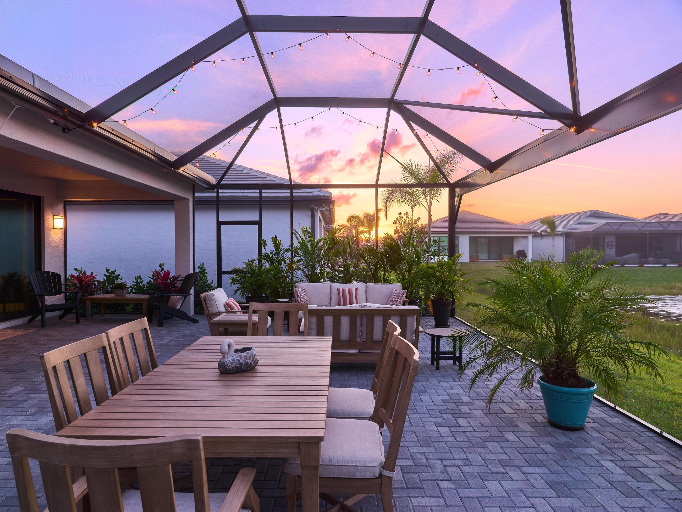 Valencia Parc at Riverland - Residential