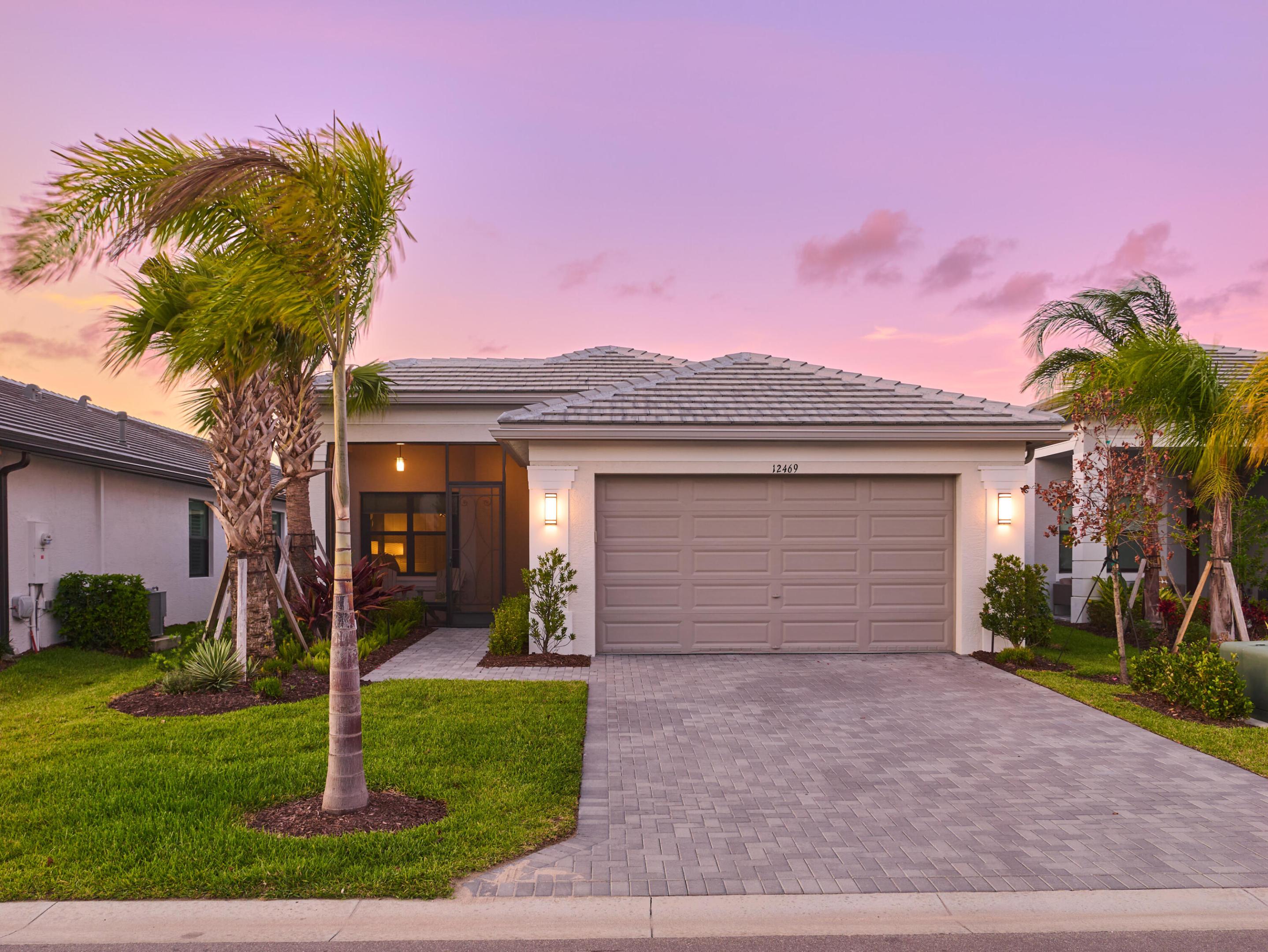 Valencia Parc at Riverland - Residential