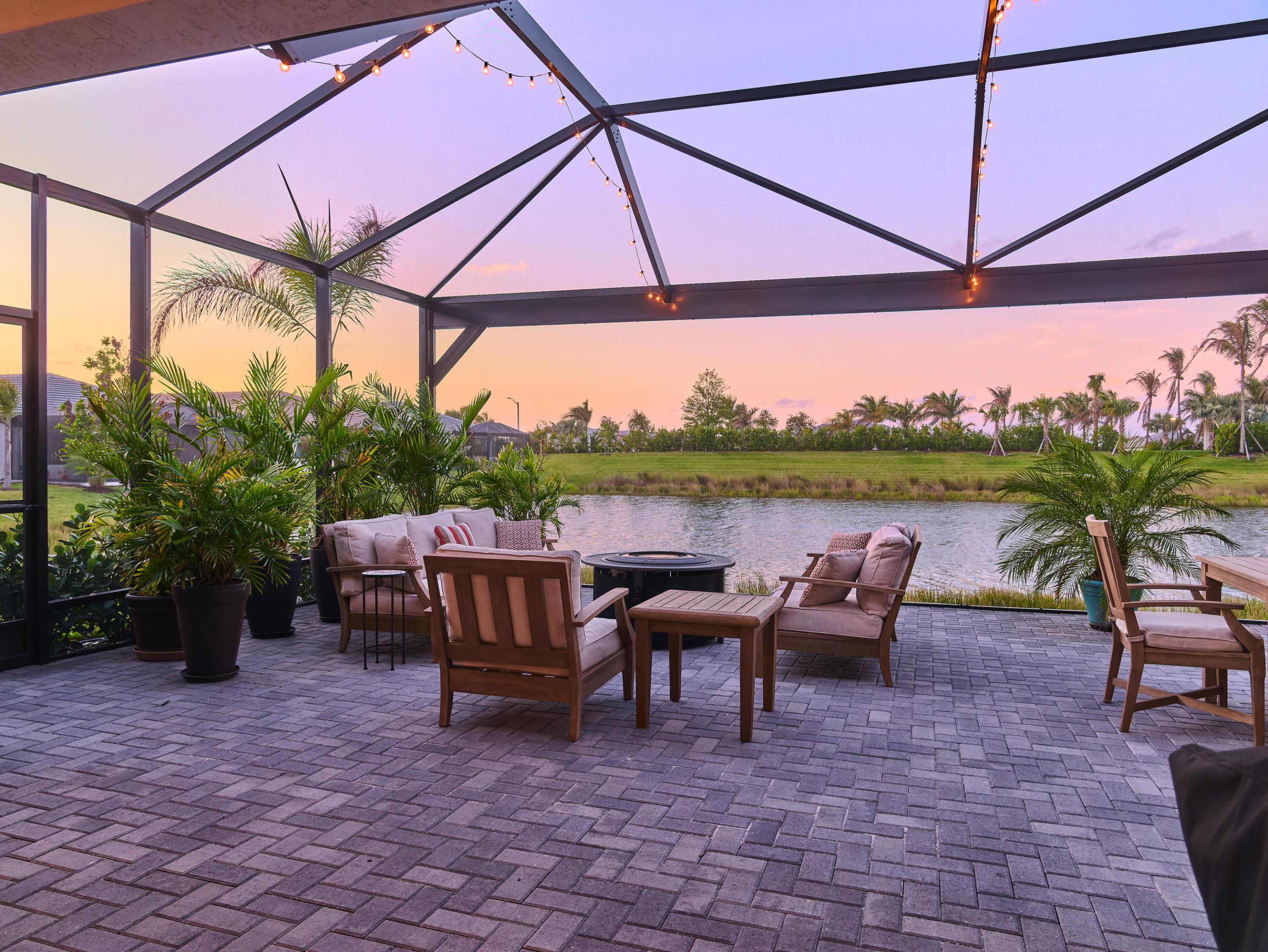 Valencia Parc at Riverland - Residential