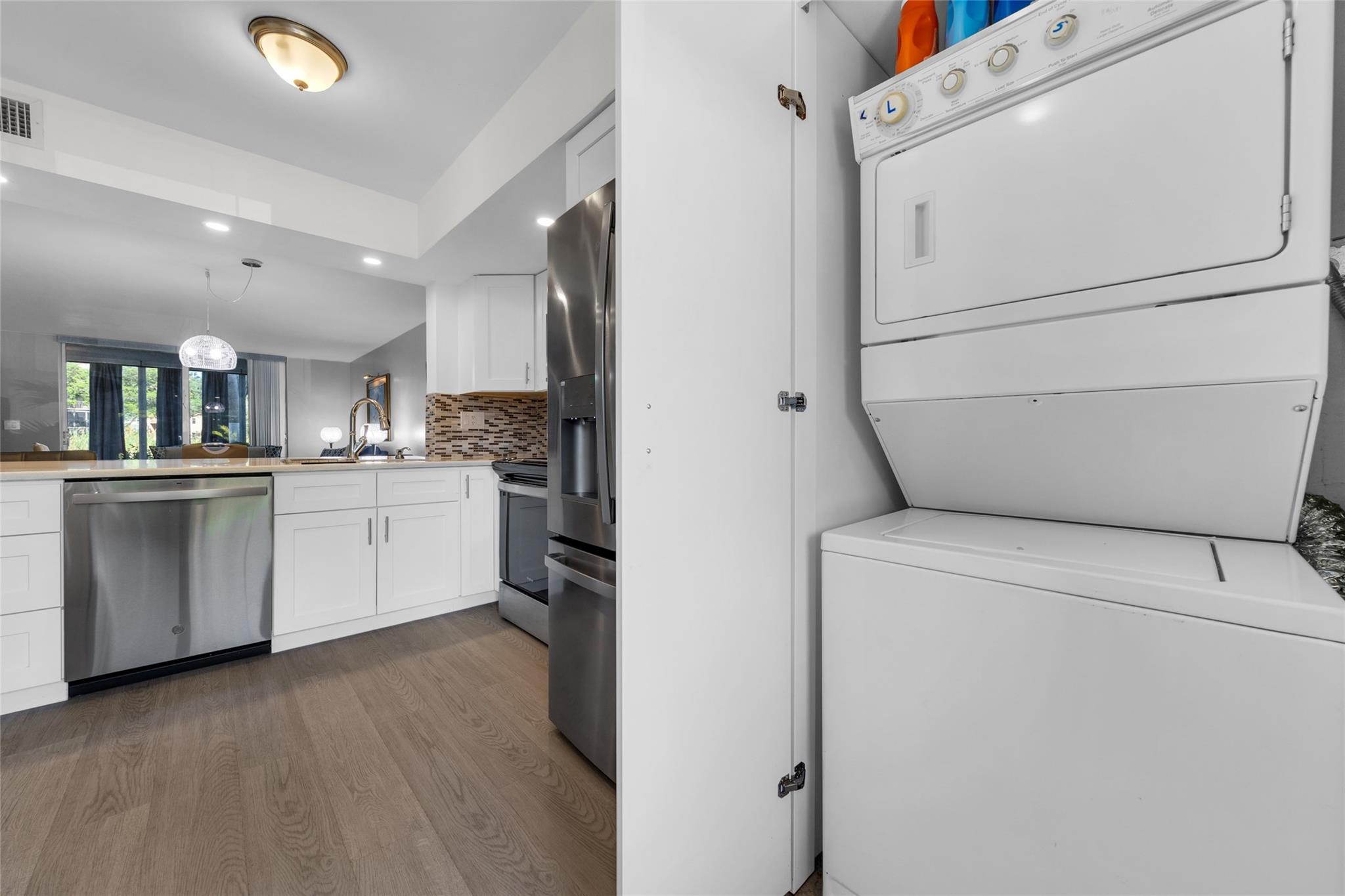 Palm Lakes Condominium - Residential