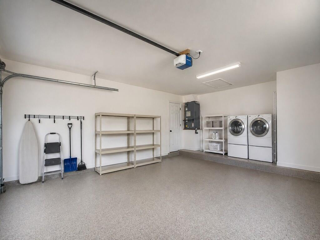 LAKEWOOD PARK UNIT 9 - Residential