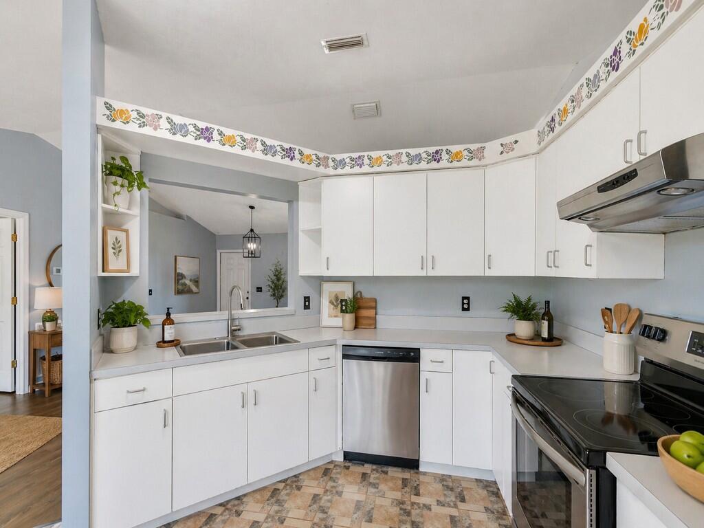 LAKEWOOD PARK UNIT 9 - Residential