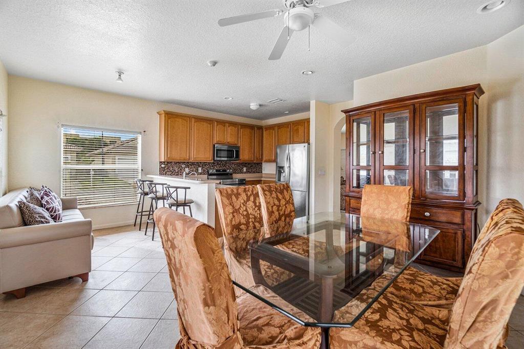 WILLOW LAKE REPLAT - Residential