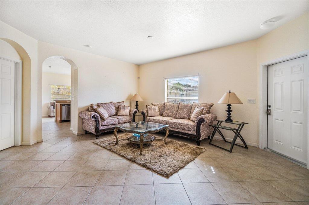 WILLOW LAKE REPLAT - Residential