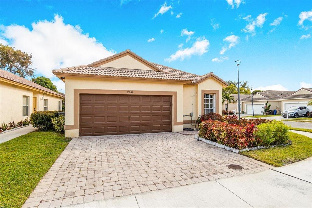 WILLOW LAKE REPLAT - Residential