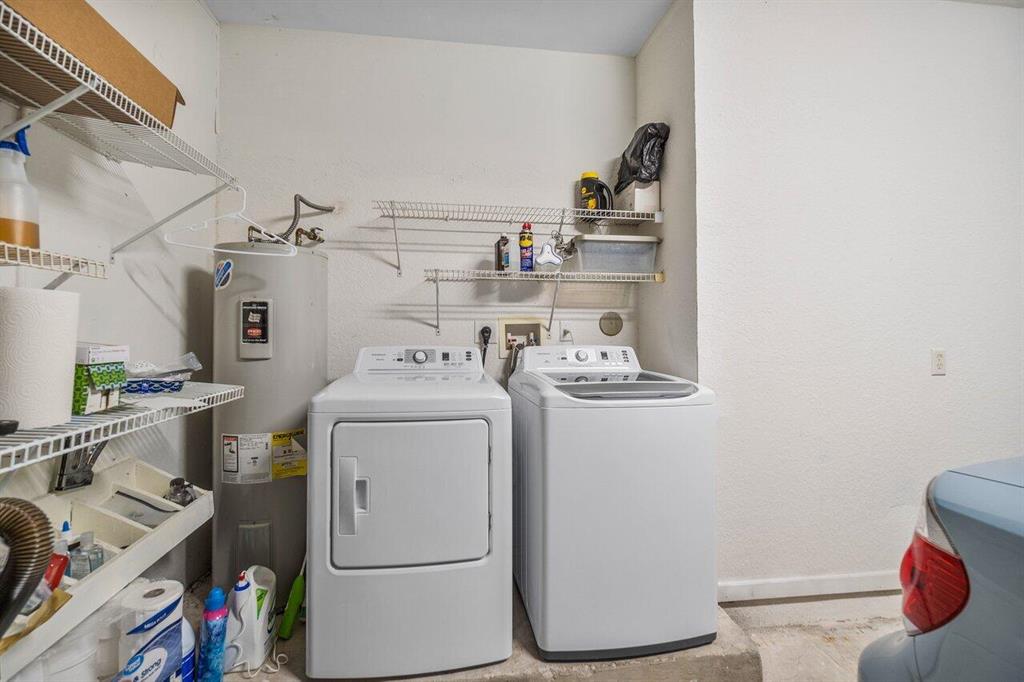 WILLOW LAKE REPLAT - Residential