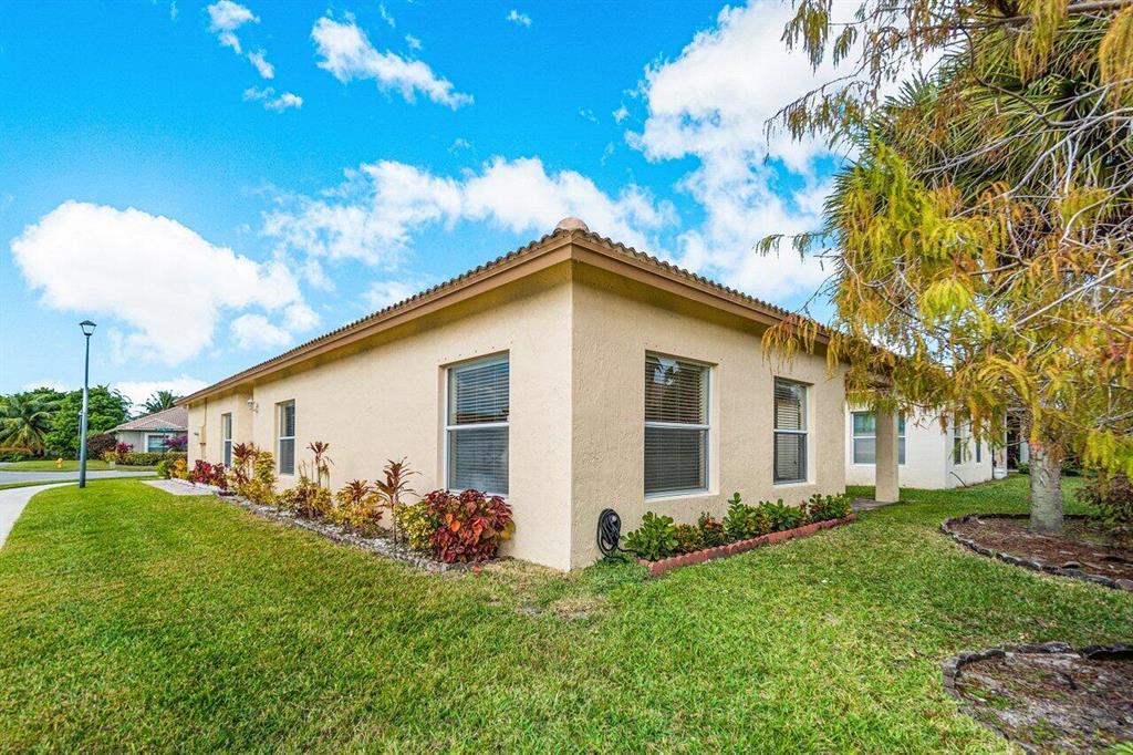 WILLOW LAKE REPLAT - Residential