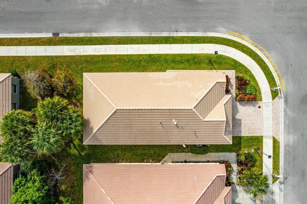 WILLOW LAKE REPLAT - Residential