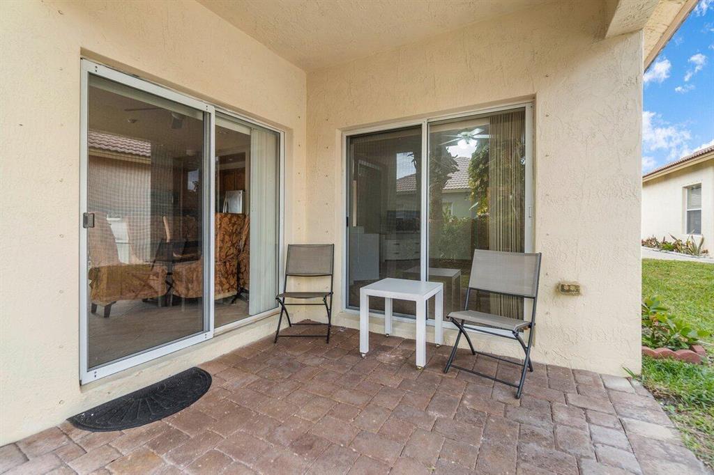 WILLOW LAKE REPLAT - Residential