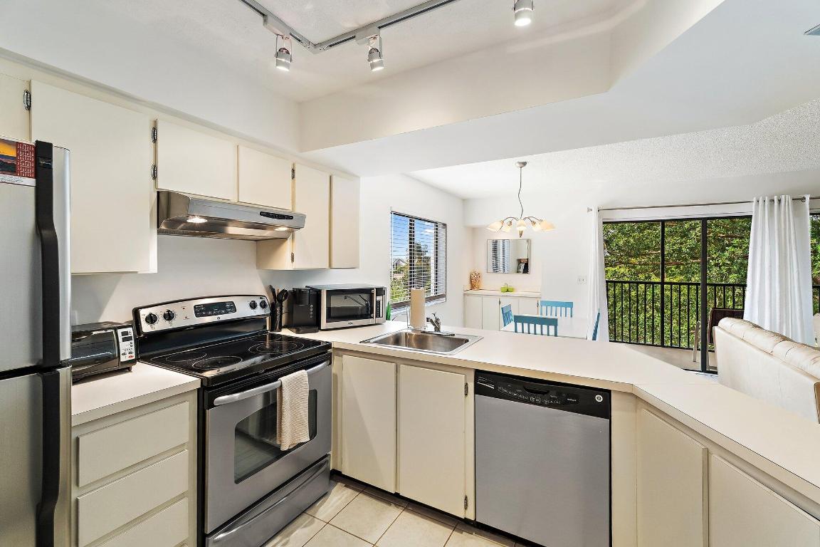 SEA RISE CONDO - Residential