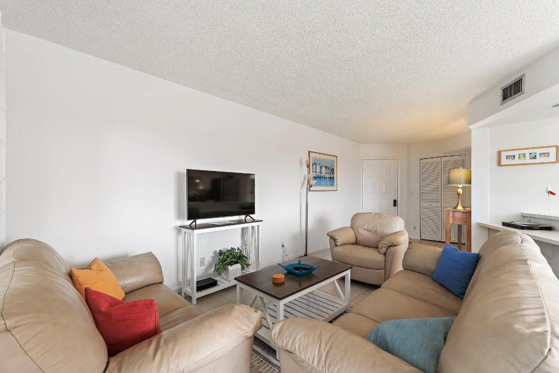 SEA RISE CONDO - Residential