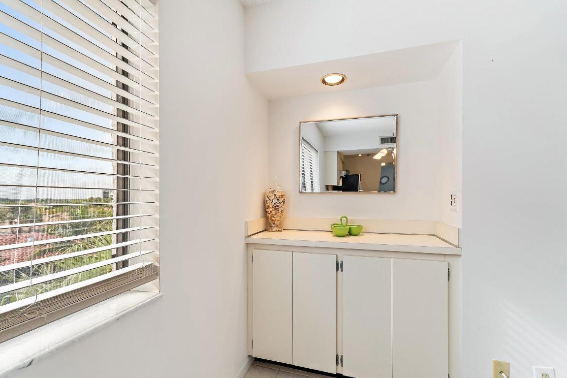 SEA RISE CONDO - Residential