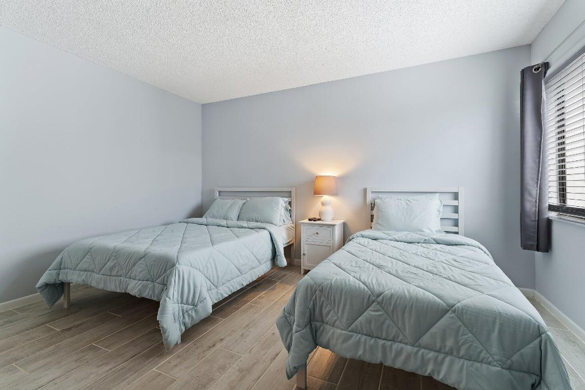 SEA RISE CONDO - Residential