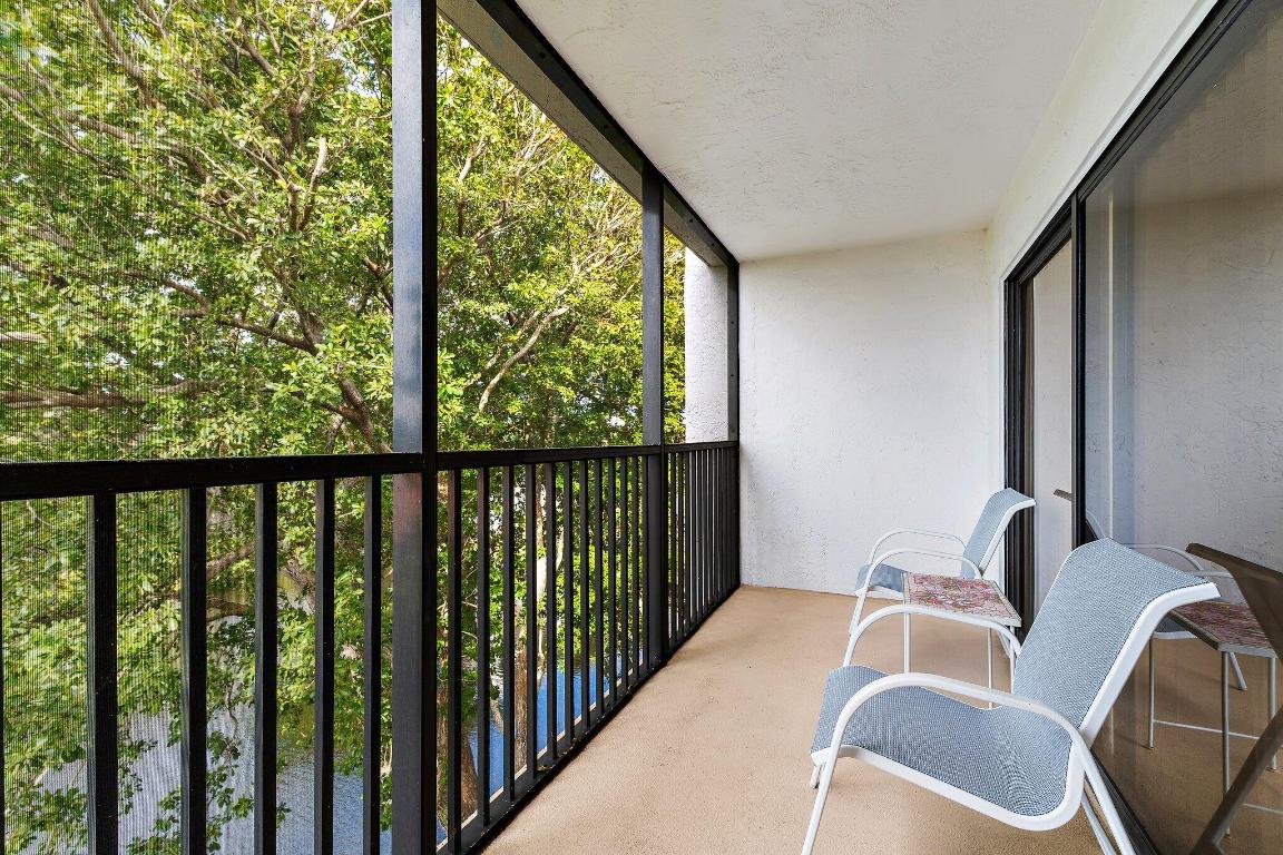 SEA RISE CONDO - Residential