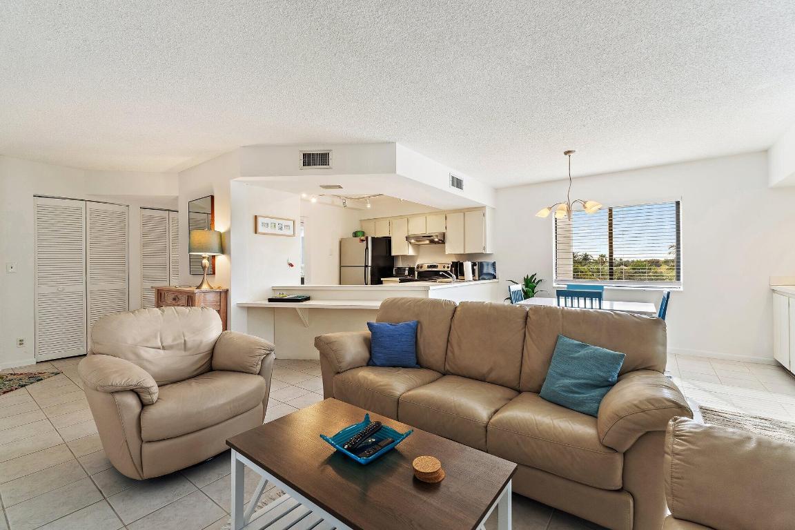 SEA RISE CONDO - Residential