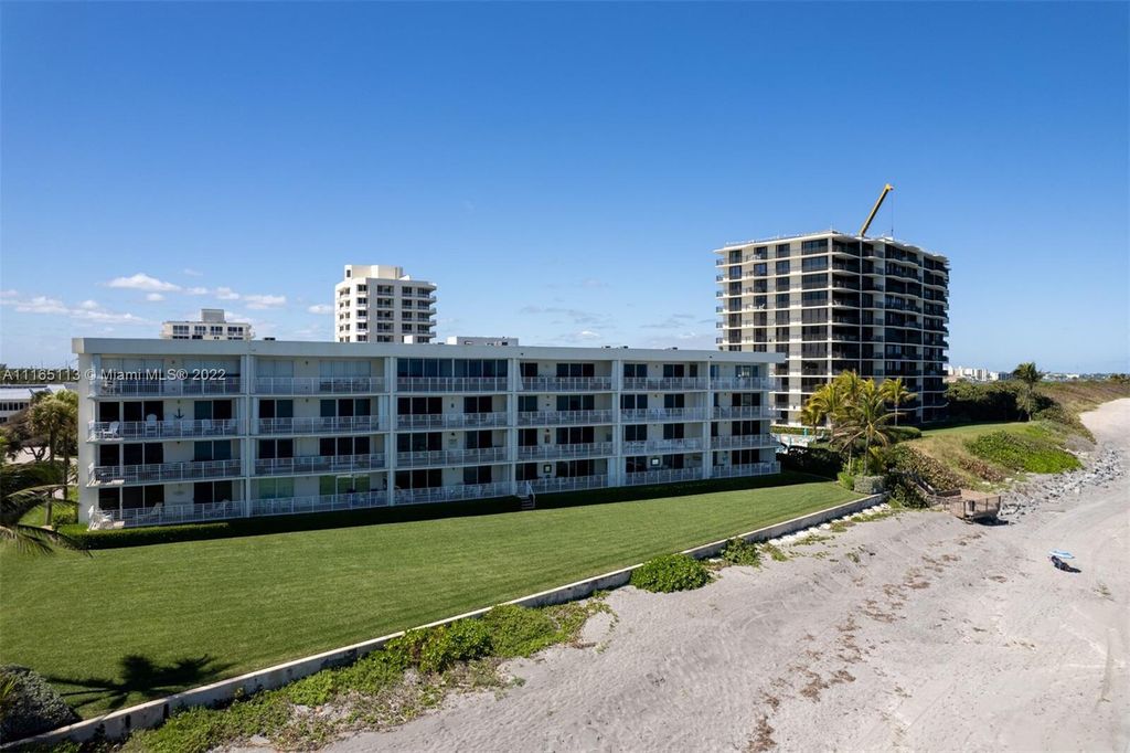 Photo of 350 S Beach Road #205, Jupiter, FL 33469 (MLS # B26018769)