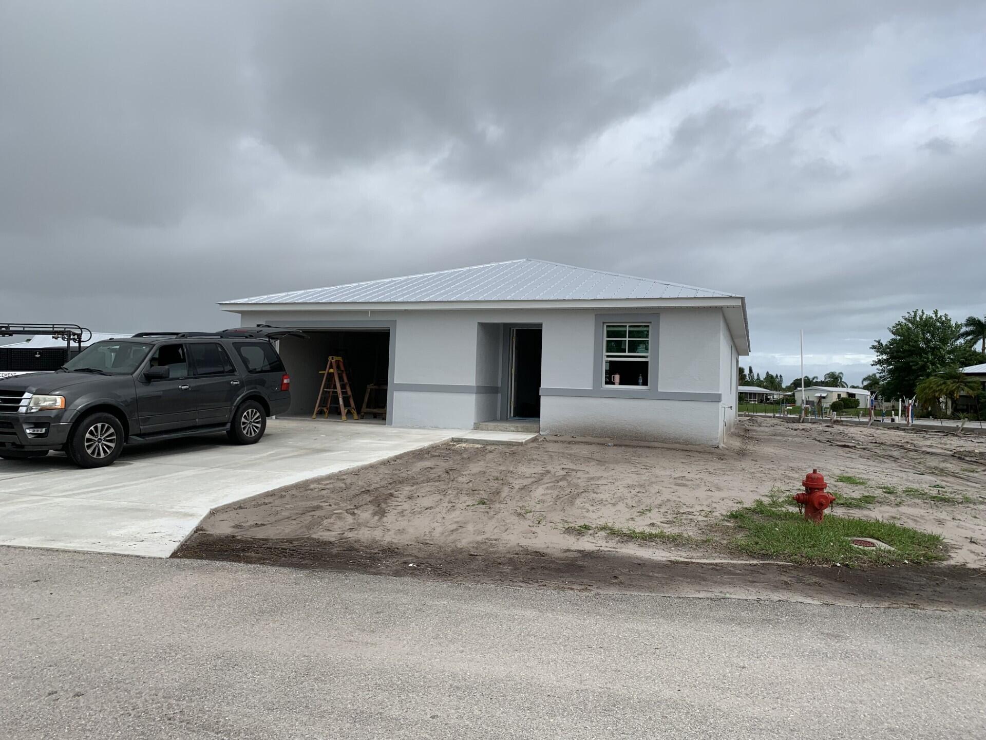 55 La Villa Way